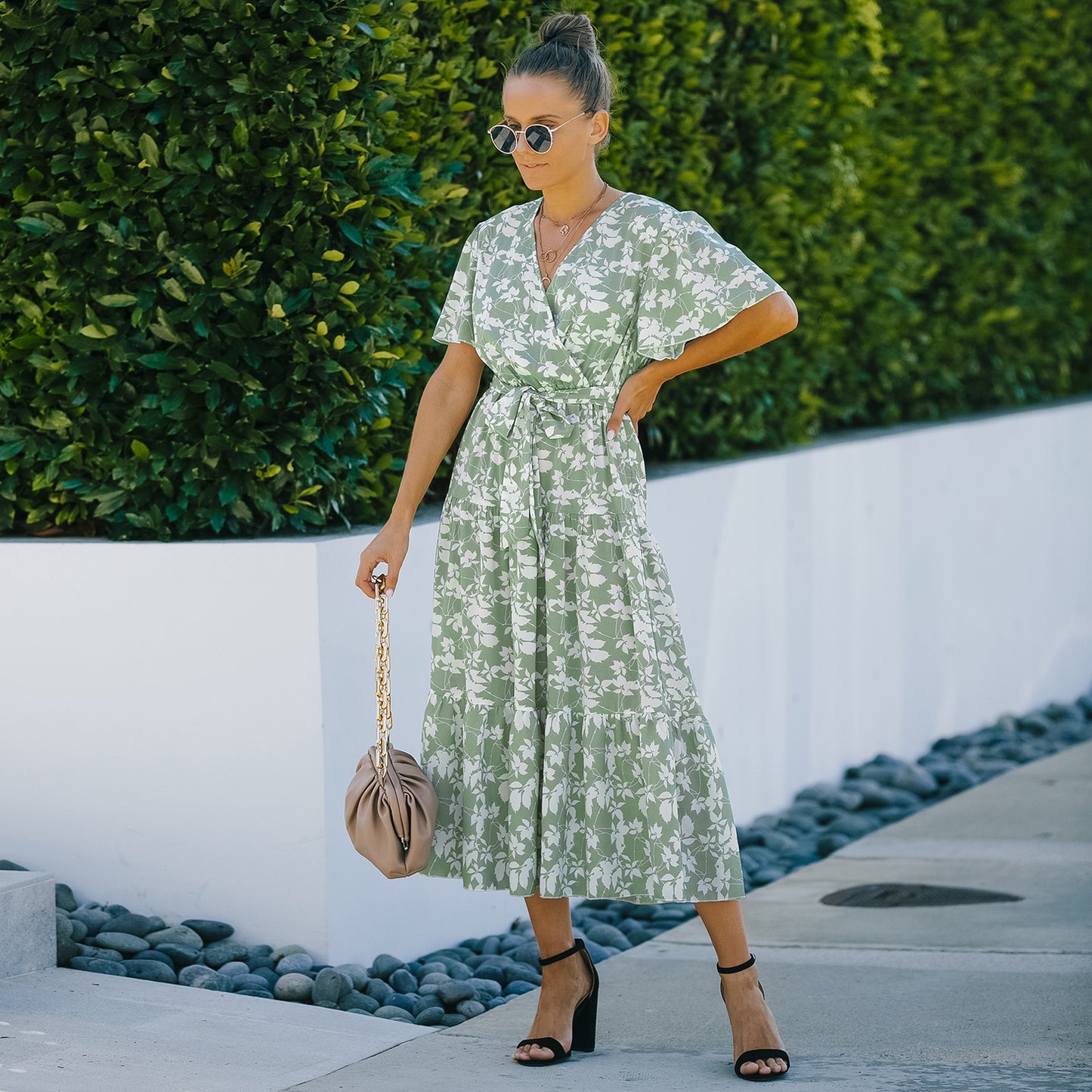 European & American Style Women’s V-Neck Ruffled Short Sleeve Summer Dress