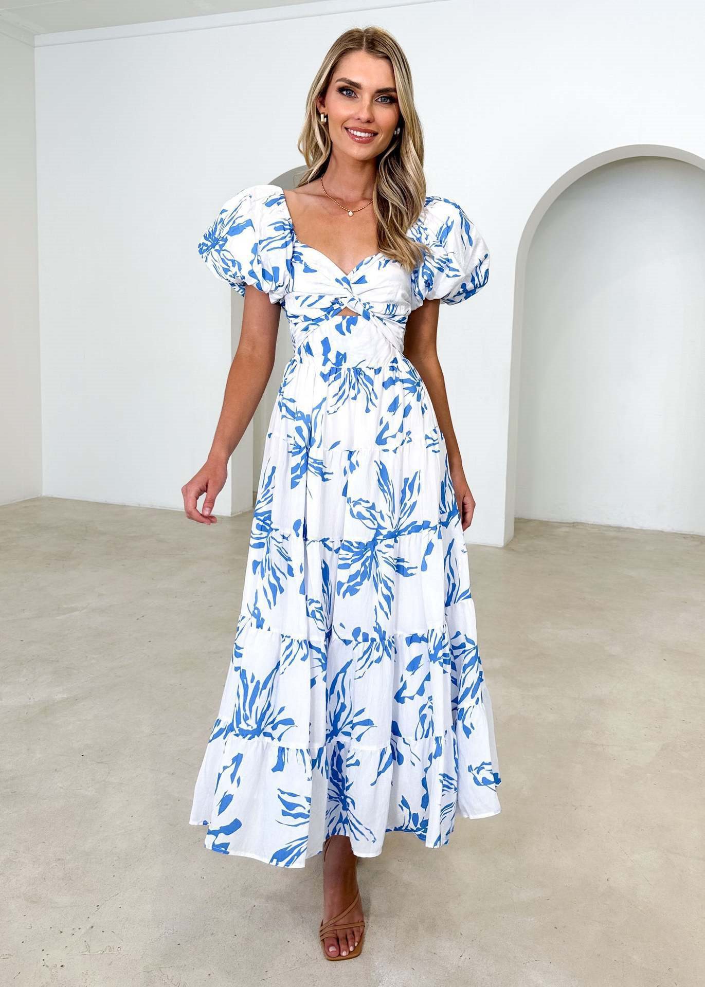 Women’s Elegant Floral Flared Dress with Puff Sleeves