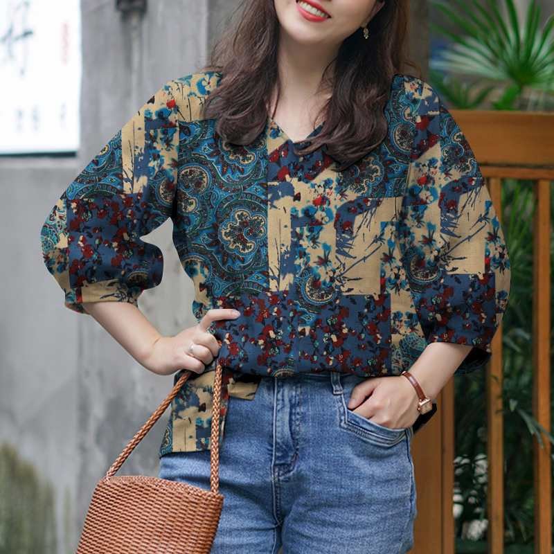 Women’s Casual V-Neck Printed Top