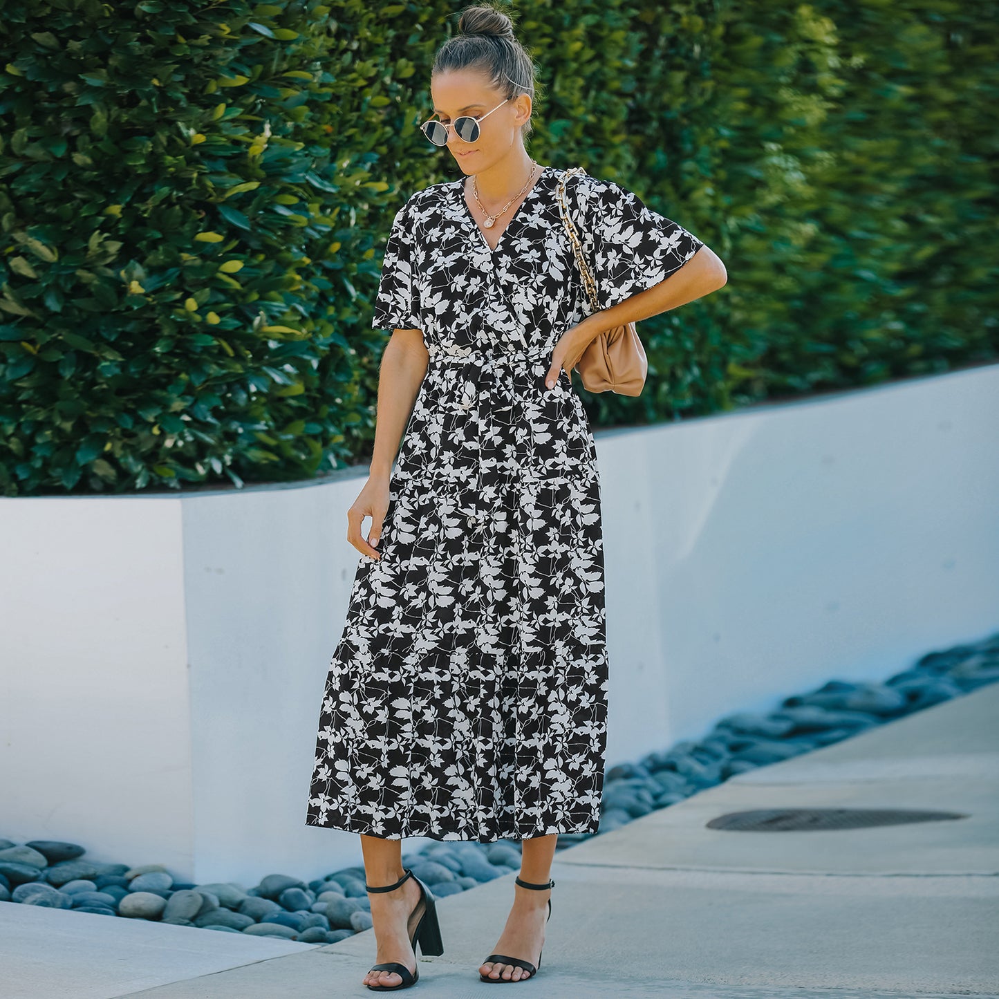 European & American Style Women’s V-Neck Ruffled Short Sleeve Summer Dress